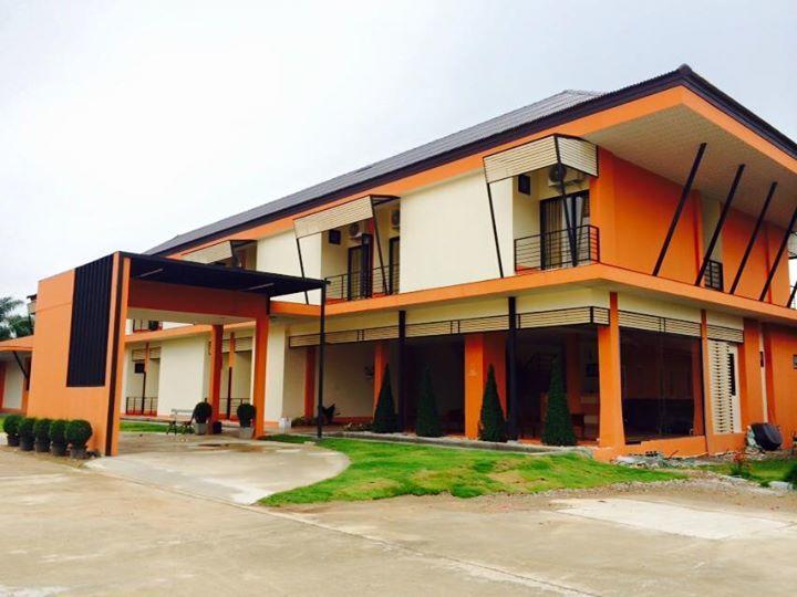Bantatuk Resort & Restaurant Ban Tha Khun Bagian luar foto