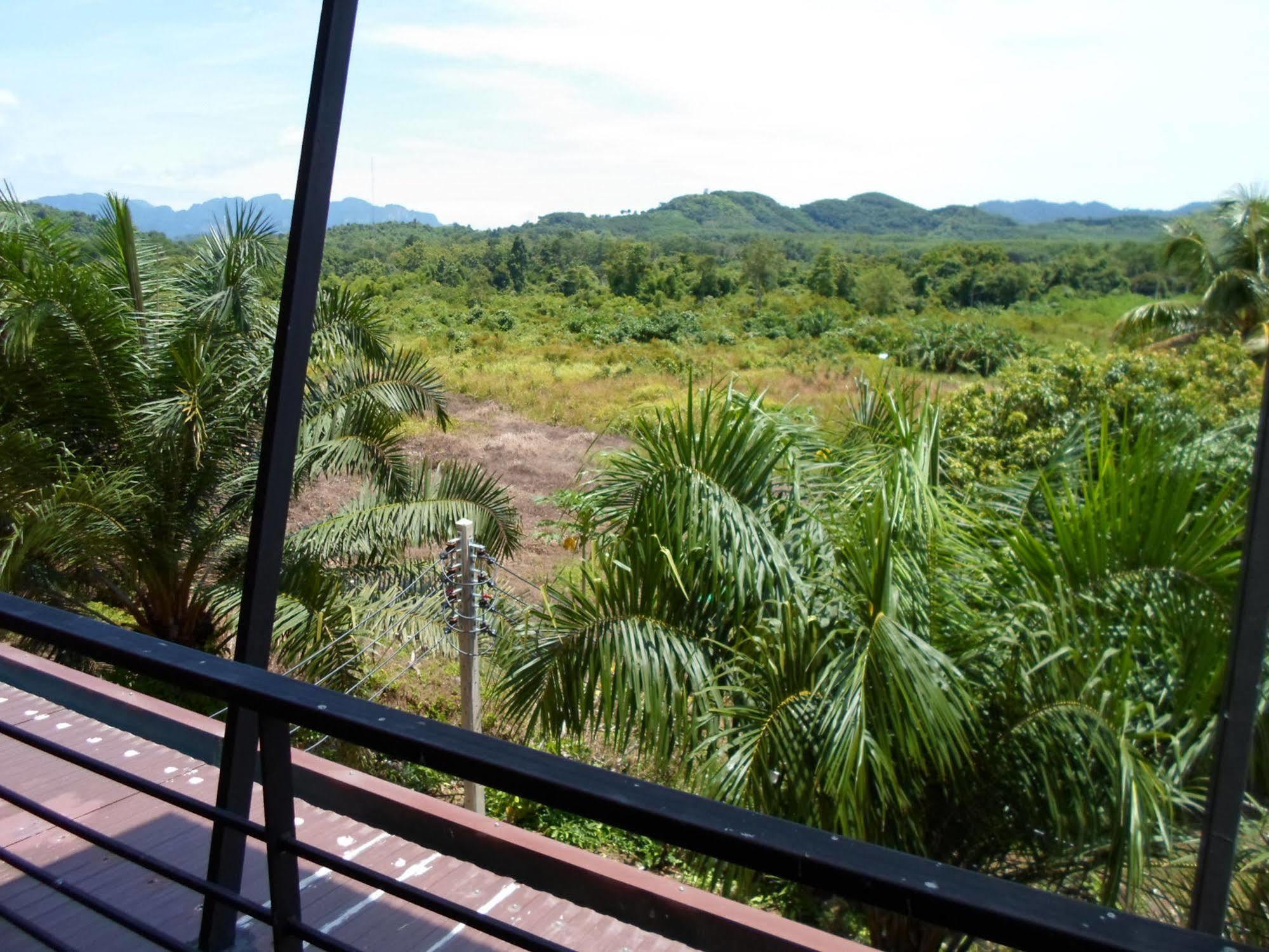 Bantatuk Resort & Restaurant Ban Tha Khun Bagian luar foto