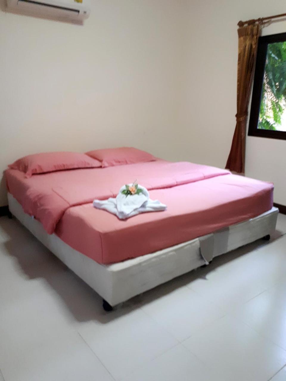 Bantatuk Resort & Restaurant Ban Tha Khun Bagian luar foto